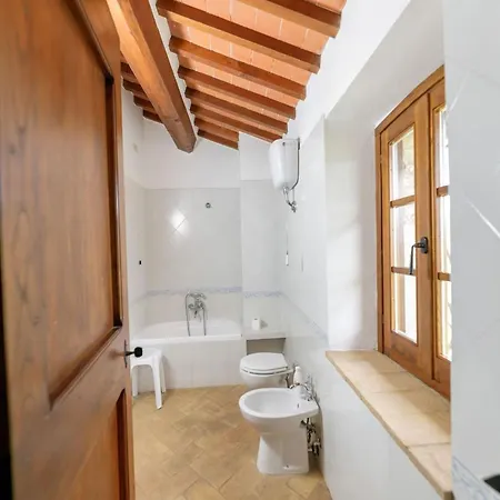 Villa Belvilla By Oyo Podere Uliveto *